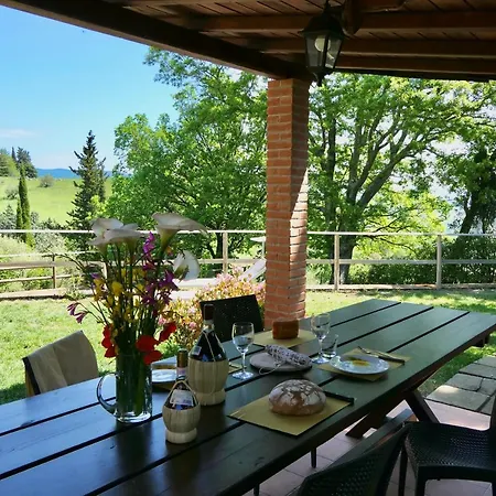 Elena In Montescudaio, Ground Floor With Fenced Garden *